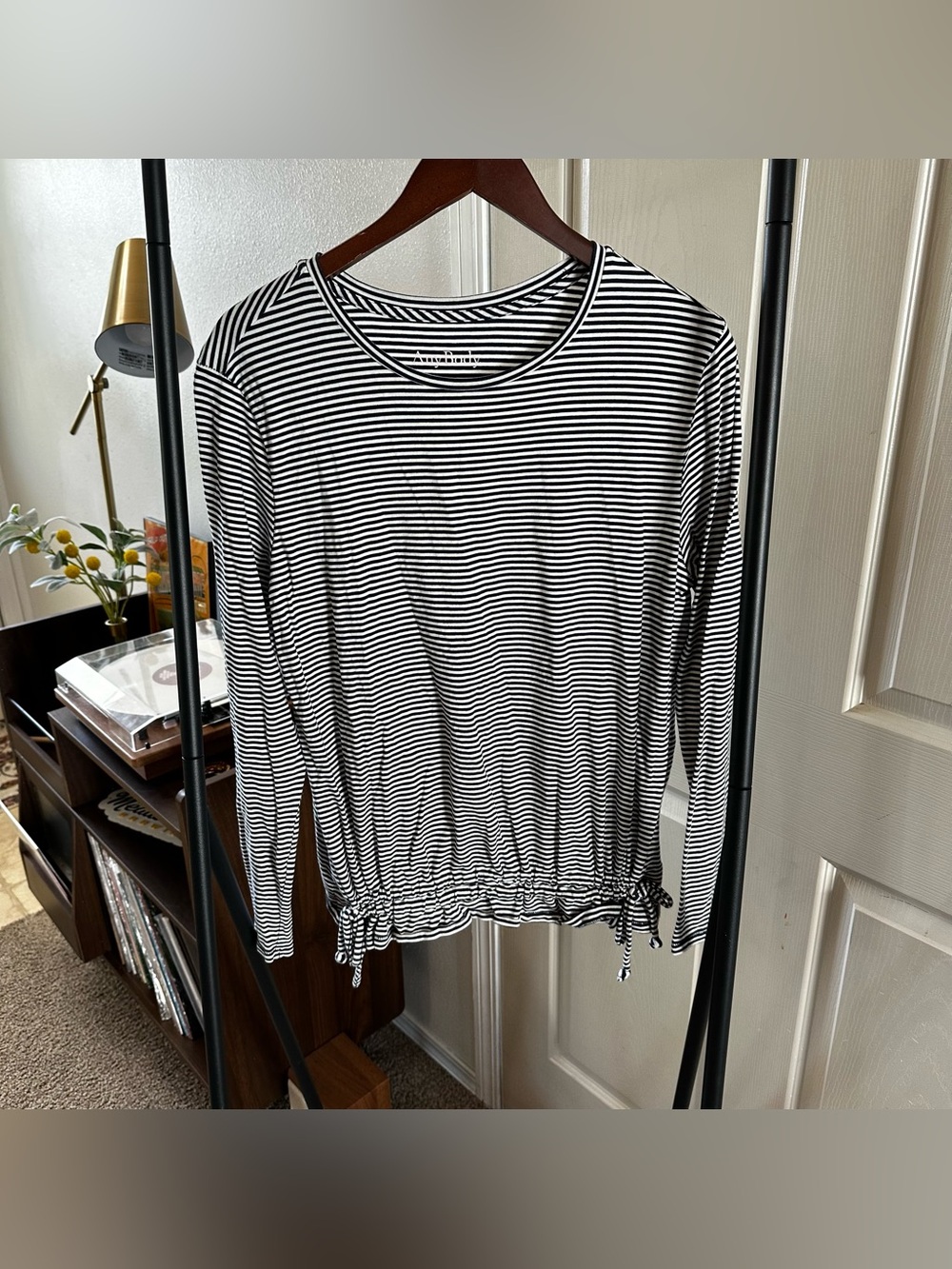 AnyBody Black and White Striped Long-Sleeve Tee with Drawstring Hem 🦋